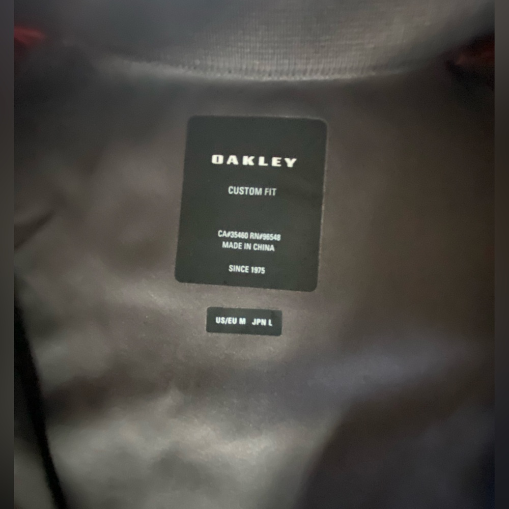 Oakley jacket - Picture 5 of 5